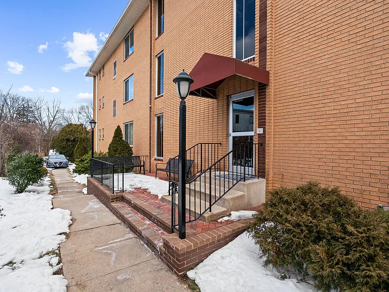 4102 Queensbury Rd #2A — Photo 26