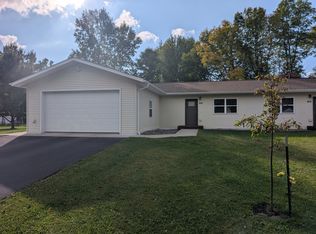 912 E 2nd St S, Ladysmith, WI 54848