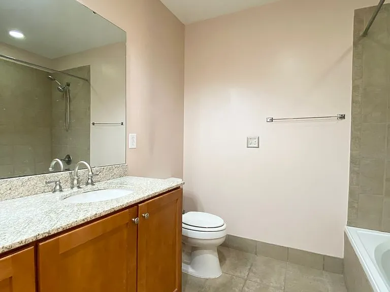601 Main St #321 — Photo 15