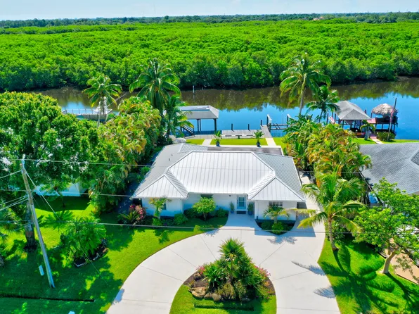 2057 SE Crowberry Drive, Port St Lucie, FL 34983