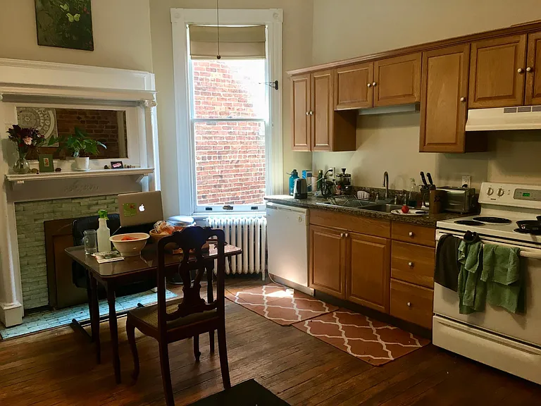 1835 W Grace St #1 — Photo 7
