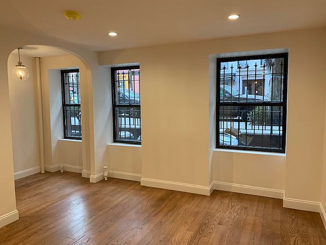 1st image of 103 W 69th St APT 1A
