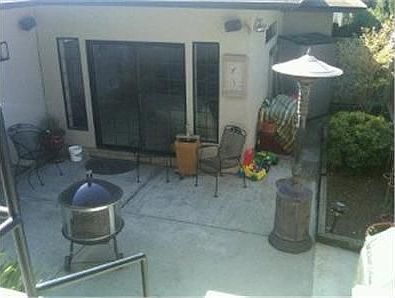 5th image of 2565 Parker St