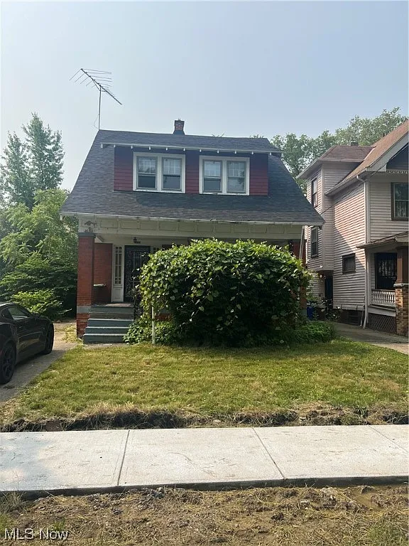 9702 Empire Ave photo 1