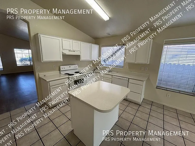 51 N Del Pueblo Pl — Photo 11