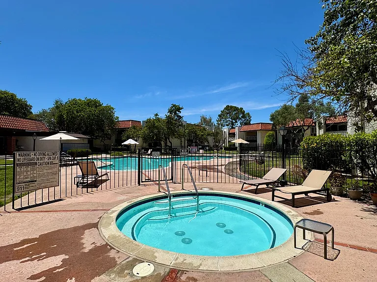 6878 Navajo Rd #25 — Photo 35