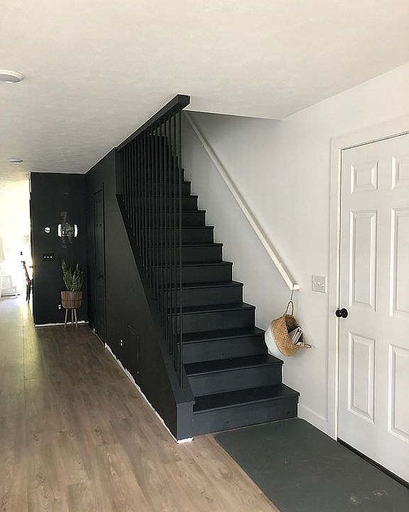 1st image of 318 W Park St