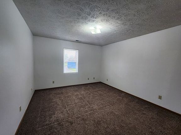 4th image of 3150 N 19th St