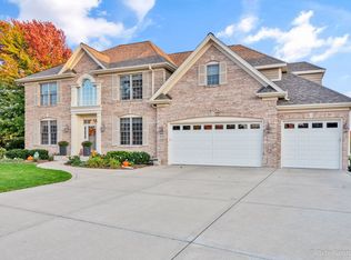 1440 Green Pheasant Ln, Batavia, IL 60510