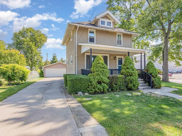 704 Republic Ave, Alma, MI 48801