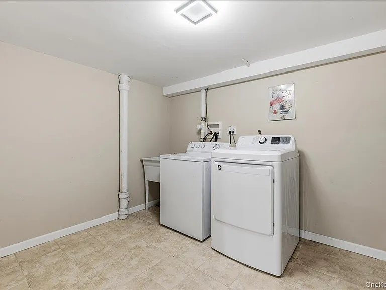 4 Cecil Pl — Photo 24