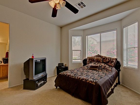 5th image of 17256 W Elaine Dr