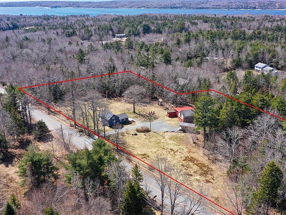 4th image of 104 Mount Pleasant Rd