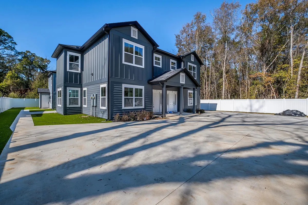 Building Photo - 2022 Trimble Rd