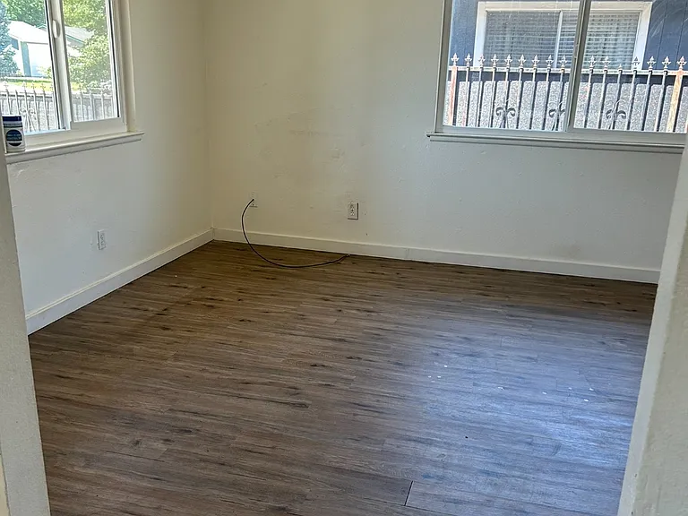 6874 Beth Cir — Photo 12