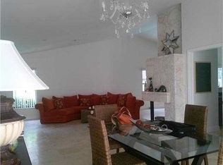 6951 Palmar Ct, Boca Raton, FL 33433