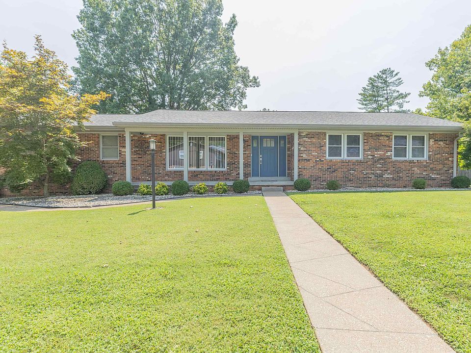 1st image of 500 Holly Hill Dr