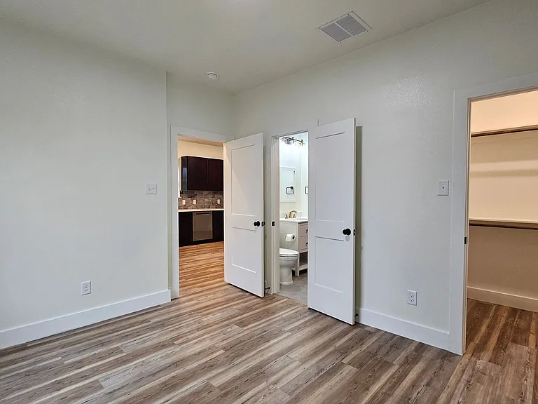 1700 Kendolph Dr — Photo 18