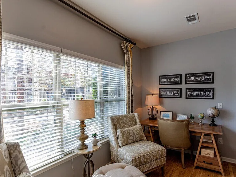 Vintage Crossing Apartments — Photo 10
