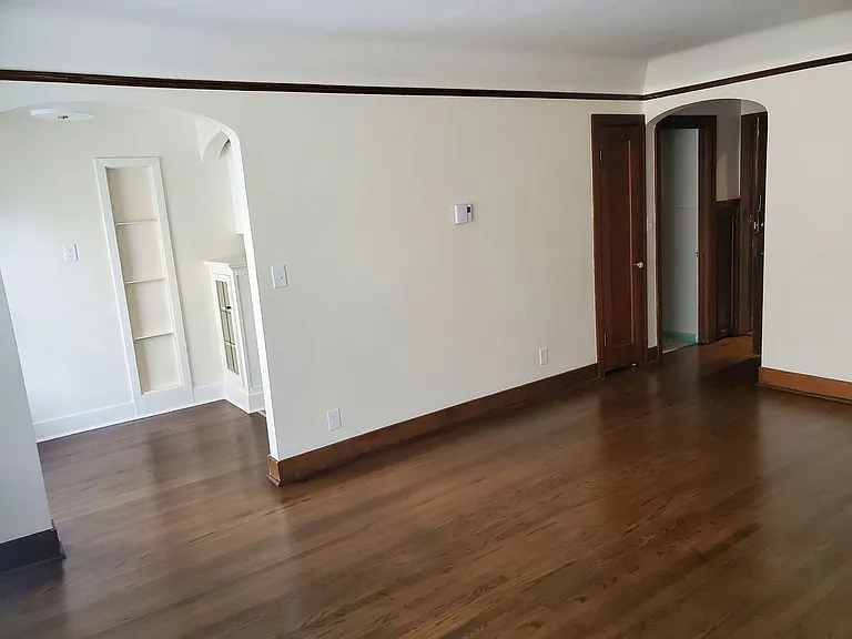 The Windermere Apartments — Photo 17