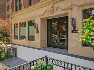3616 N. Pine Grove Ave., Chicago, IL 60613