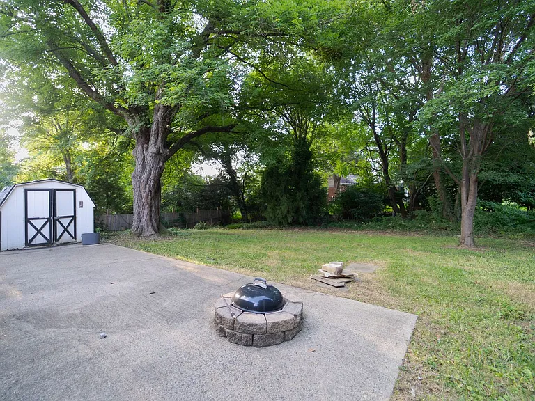 5305 Yorktown Blvd — Photo 36