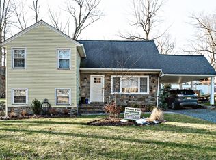 230 Knox Way, Hopatcong, NJ 07843