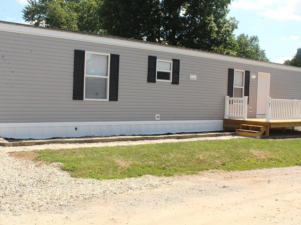 450 Ridge Rd #2