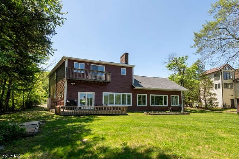 1st image of 7 Capstan Rd