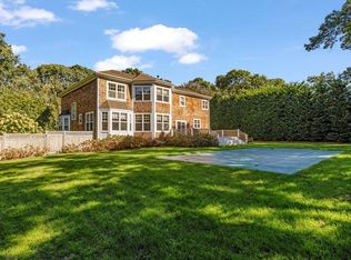 110 Henry Rd, Southampton, NY 11968