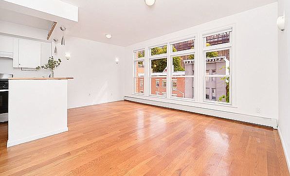 1st image of 54 Saint Felix St Floor 3