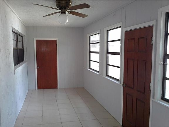 4th image of 25131 Niblic St