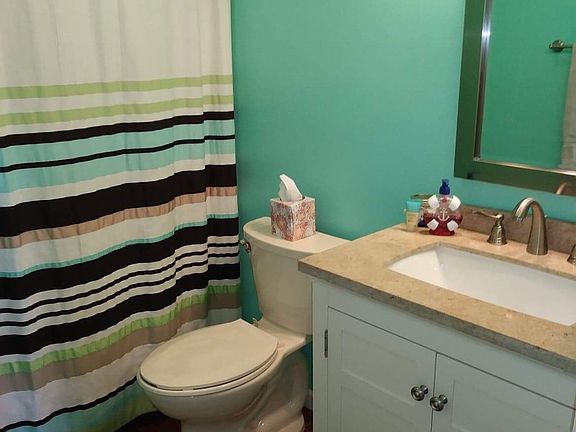 2nd Floor Full Bath