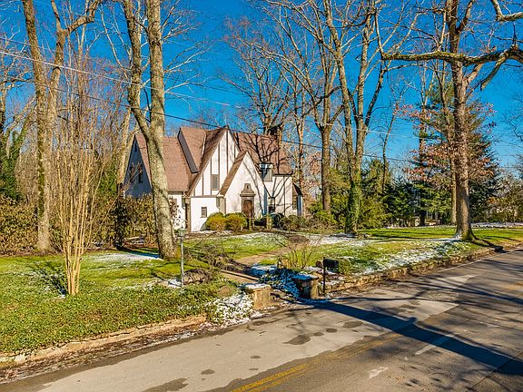 5th image of 1099 Fleetwood Dr