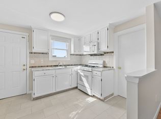 7 Monk St #2B-1BA-900SQFT, Stoughton, MA 02072