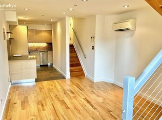 215 E 81st St APT 7F, New York, NY 10028