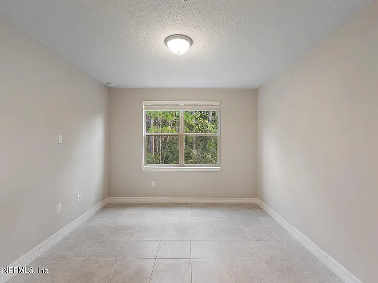 443 Orchard Pass Ave — Photo 9