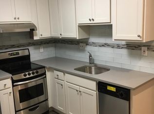 9 Knapp St #402, Boston, MA 02111