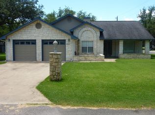 200 Deer Frst, Kingsland, TX 78639