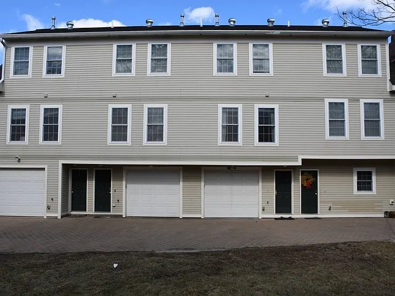 280 River St #2 — Photo 1