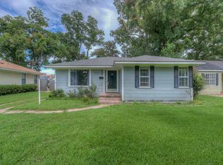 3715 Greenway Pl, Shreveport, LA 71105