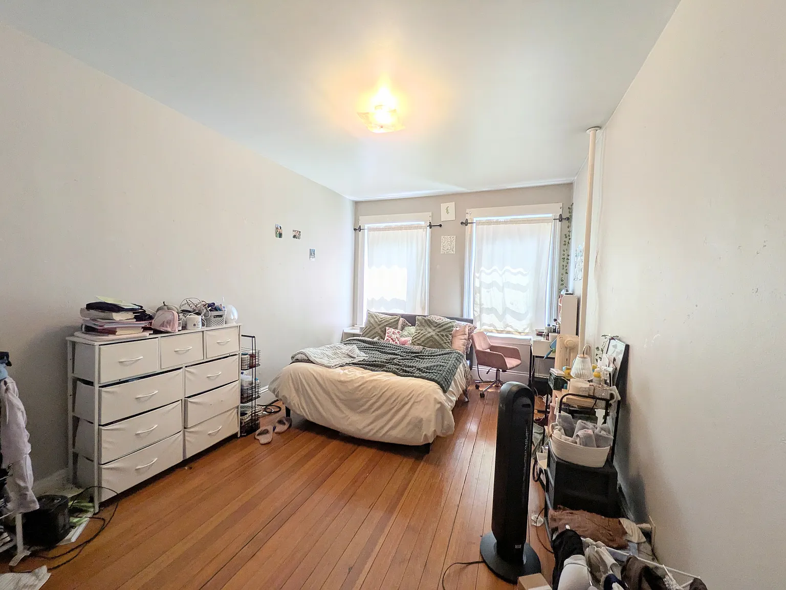 4 bed, 9999 sqft, $3,900 — Photo 4