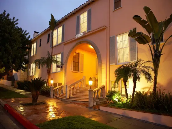 Lindbrook Manor Apartments