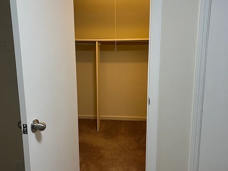 171 Osborne Rd — Photo 10