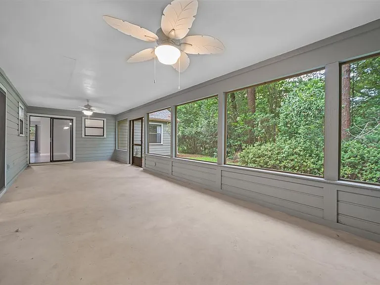 8025 SW 47th Ct — Photo 32