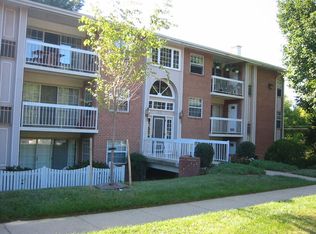 1921 Wilson Ln APT 303, Mc Lean, VA 22102