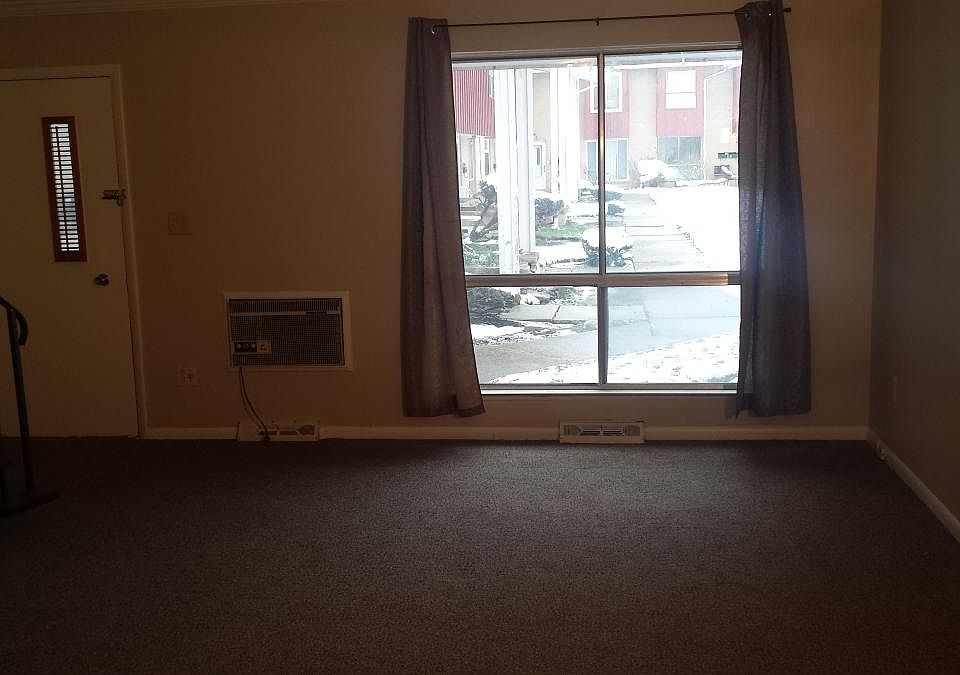 1st image of 27801 Mills Ave APT C