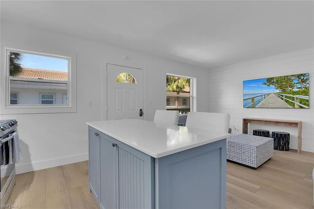 1 bed, 1.0 bath, 540 sqft, $6,500 — Photo 3