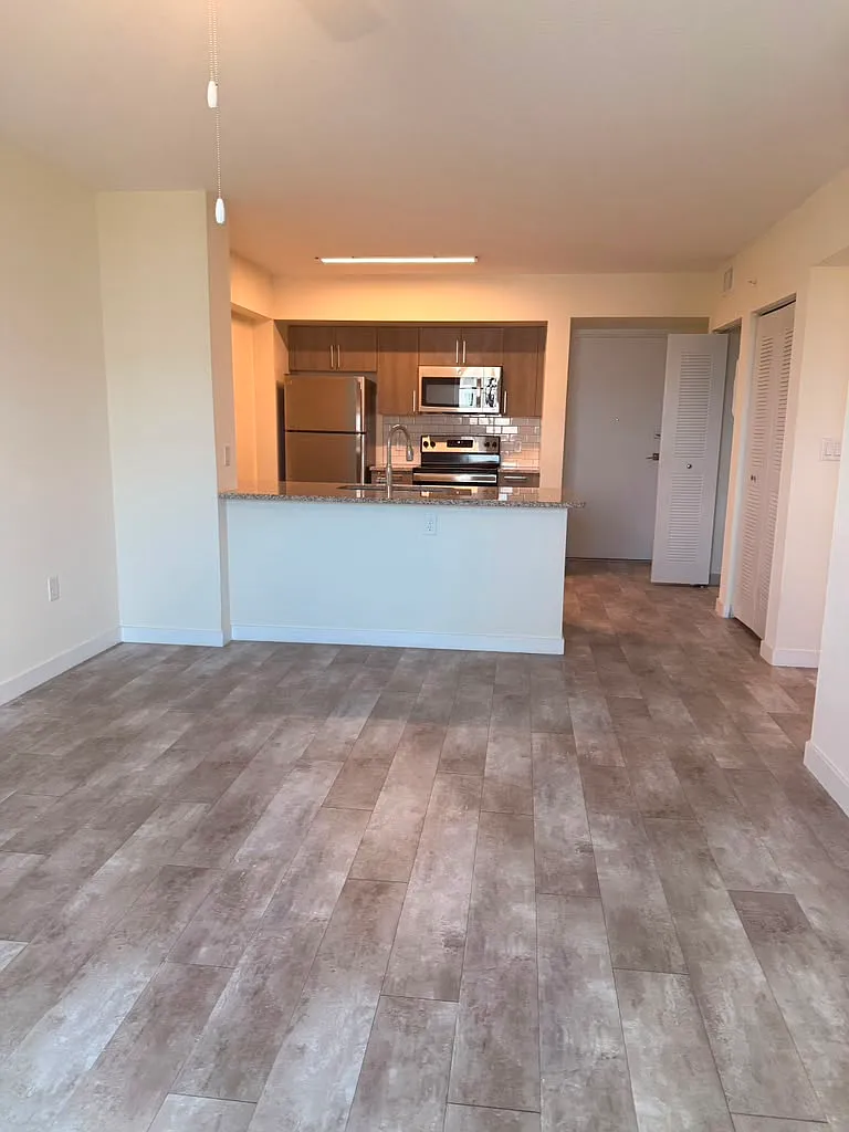 1 bed, 600 sqft, $1,850 — Photo 3