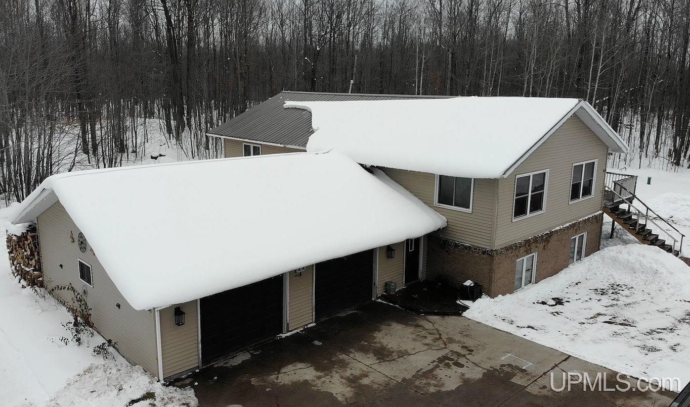 35296 Woodspur Rd, Ontonagon, MI 49953 Zillow